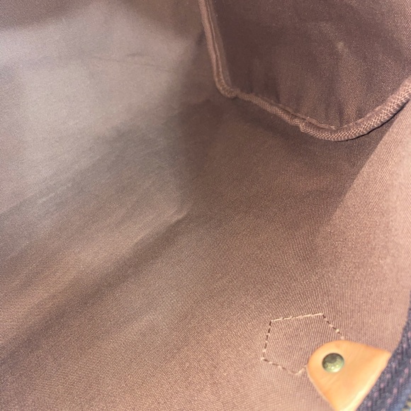 Louis Vuitton Speedy 40 - Picture 11 of 16